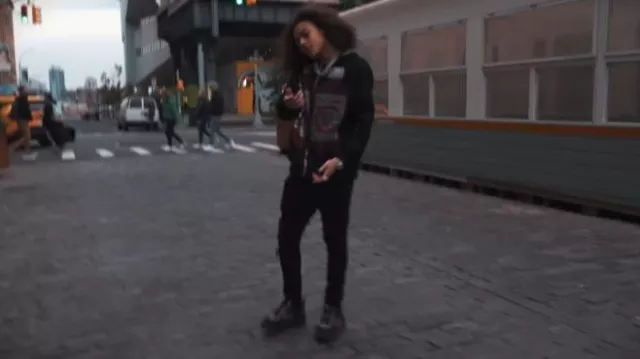 Baskets Dior Black Reflective B22 portées par DD Osama dans DD Osama - Who I Am (Vidéo Officielle)