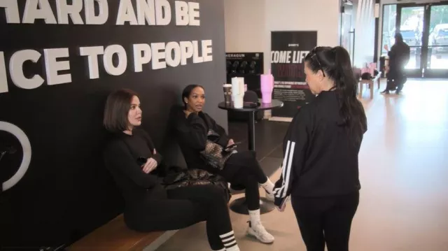 Nike Everyday Plus Cushioned Training Socks worn by Malika Haqq as seen in The Kardashians(S07E01)