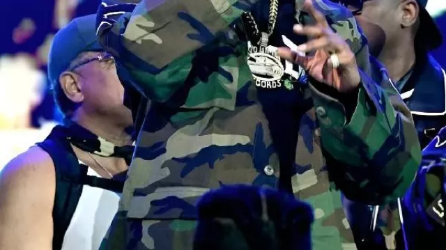 Camo Jacket worn by Snoop Dogg in Snoop Dogg Joins No Limit in Epic Verzuz Battle Against Cash Money at ComplexCon 2025!