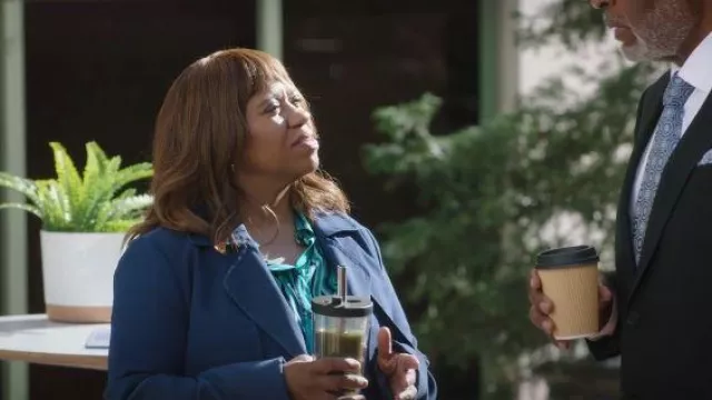 Honeydak 2 Pack 16oz Reusable Iced Coffee Cups worn by Miranda Bailey (Chandra Wilson) as seen in Grey's Anatomy (S22E03)