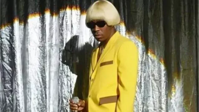 Costume Bellhop porté par Tyler, The Creator dans Ce que vous pensez de Tyler The Creator Bellhop Chain #gold