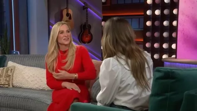 Suéter de cachemira Scanlan Theodore Crew usado por Jessica Capshaw como se ve en The Kelly Clarkson Show el 29 de octubre de 2025