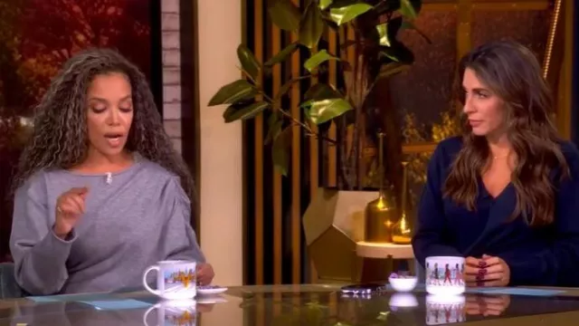 Ronny Kobo Matthieu Jersey Knit Maxi Dress portée par Sunny Hostin comme on le voit dans The View le 3 novembre 2025