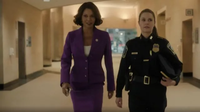 Dolce & Gabbana Multi Virgin Wool Double Crêpe Blazer worn by DA Mae Silver (Gloria Reuben) as seen in Boston Blue (S01E01)