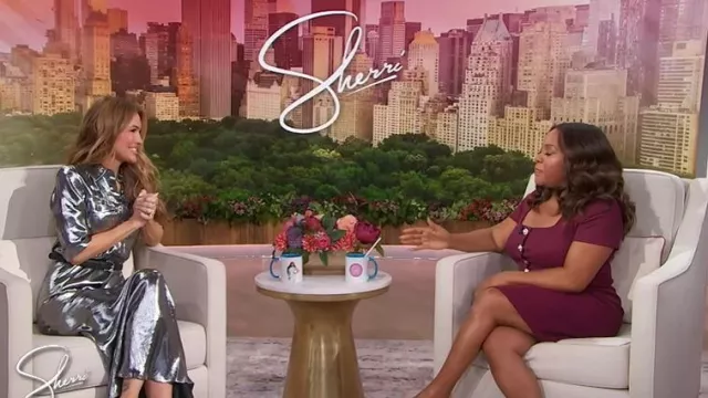 Karl Lagerfeld Robe trapèze en tricot de tweed ornée portée par Sherri Shepherd comme on le voit à Sherri le 4 novembre 2025