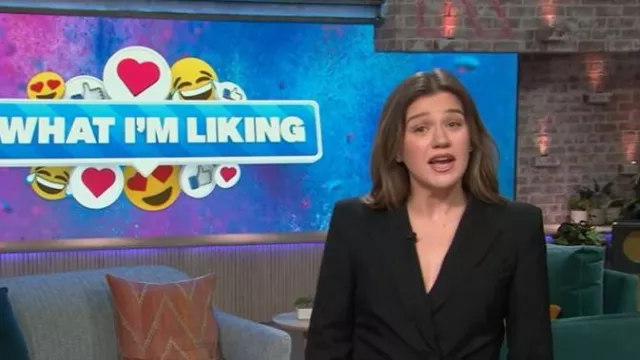 McQueen Gathered Side Fitted Wool Blazer worn by Kelly Clarkson as seen in The Kelly Clarkson Show on November 3, 2025