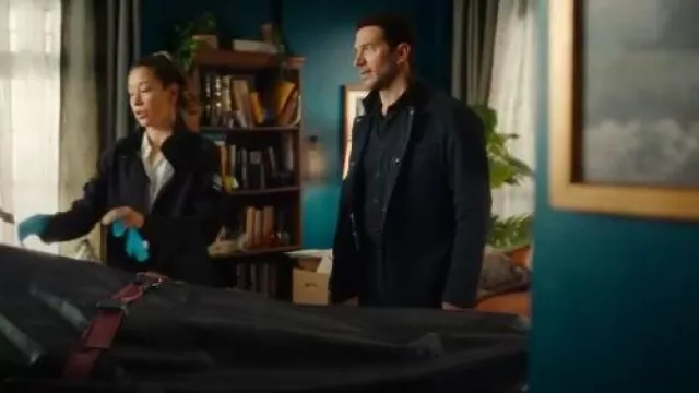 James Perse Standard Shirt worn by Mark Hudson (Luke Roberts) as seen in Hudson & Rex (S08E06)