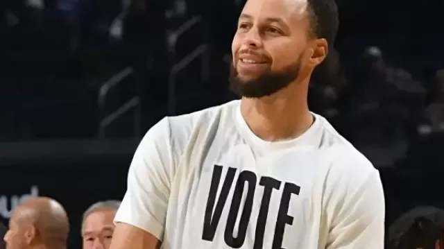 Steph Curry Phoenix VS Warriors Vote T-Shirt in Phoenix Suns vs. Golden State Warriors Full Highlights 2nd QTR | Jan 10 | 2022-2023 NBA Season