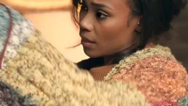 Cárdigan Colorblock usado por Shannon Thornton en Tyler Perry's Finding Joy 2025