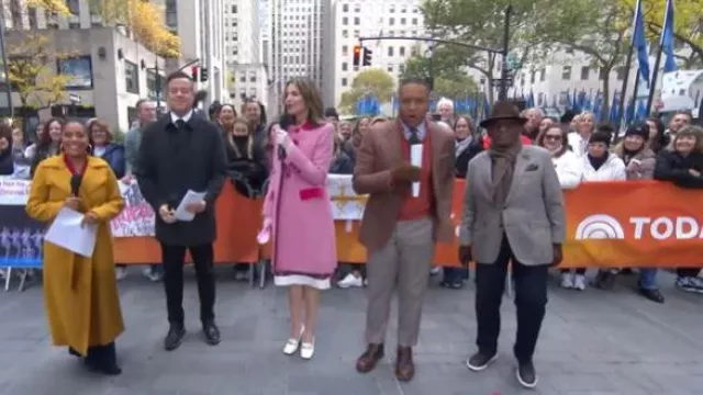 Bcbgmaxazria Raw-Edge Belted Trench Coat worn by Sheinelle Jones as seen in Today on November 7, 2025