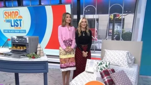 Jupe midi à imprimé mixte Dries Van Noten Stan portée par Savannah Guthrie comme on le voit dans Today le 7 novembre 2025
