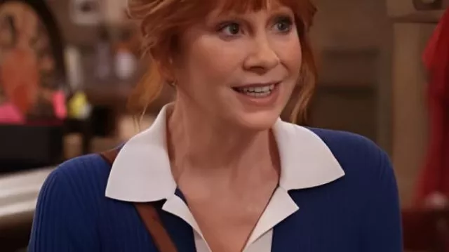 Happy’s Place S2 Reba McEntire Polo Sweater côtelé porté par Bobbie (Reba McEntire) comme on le voit dans Happy’s Place (S01)