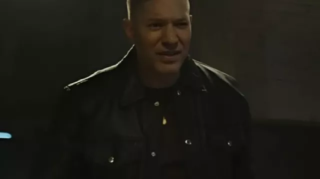 Power Book IV Force S03 Joseph Sikora Black Trucker Jacket porté par Tommy Egan (Joseph Sikora) comme on le voit dans Power Book IV : Force (S03)