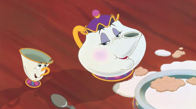 The tea set in beauty and The beast