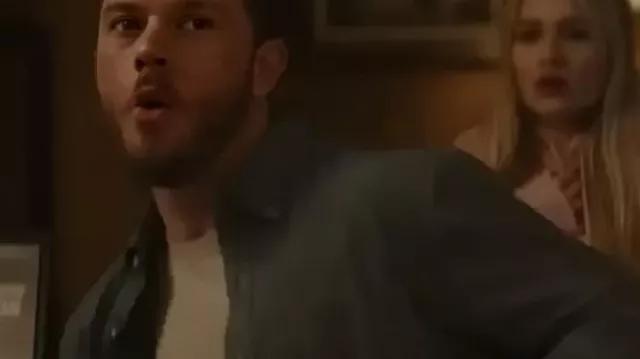 Scream 2026 Jimmy Tatro Chemise verte comme on le voit dans Scream 7 ...