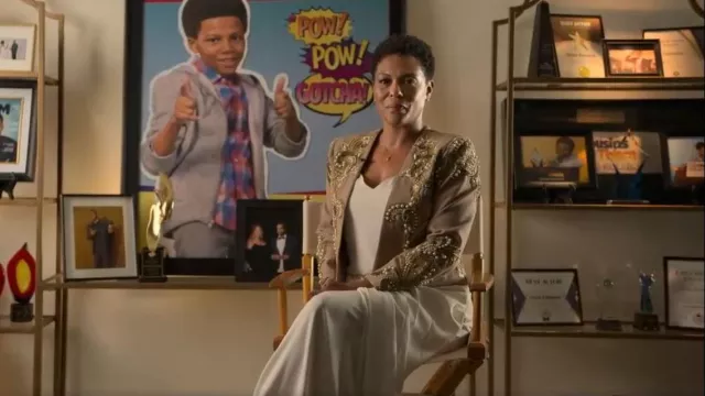 Chaqueta L'Agence Remini usada por Rosie Edwards (April Parker Jones) como se ve en Reasonable Doubt (S03E10)