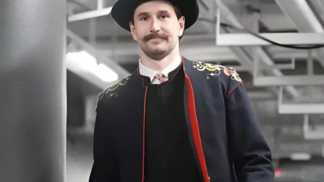 Abrigo Filip Forsberg NHL con detalles florales en Filip Forsberg + banda sueca Bolaget = Jersey Swap ????????