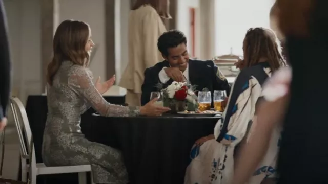 Robe Midi tartan Ramy Brook Wyatt portée par May Grant (Corinne Massiah) telle que vue dans 9-1-1 (S09E06)