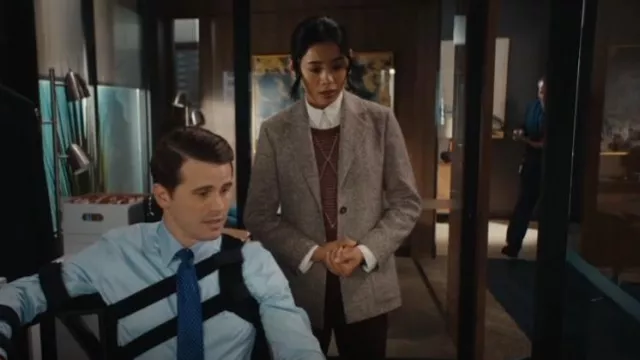 M.M. La Fleur La camiseta Aiko Breeze que lleva Sarah Franklin (Leah Lewis) como se ve en Matlock (S02E06)