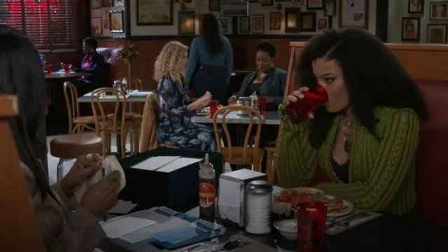 TG Botanical Tracy Jacket worn by Eva Thomas (Ambyr Michelle) as seen in Beyond the Gates (S01E173)