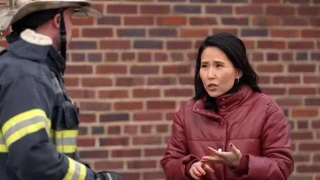 Veste Walter Baker Jesse portée par Vicky Nguyen telle que vue dans Today le 25 novembre 2025