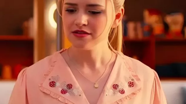 Loot S03 Stephanie Styles Floral Strawberry Collar Blouse worn by Ainsley (Stephanie Styles) as seen in Loot