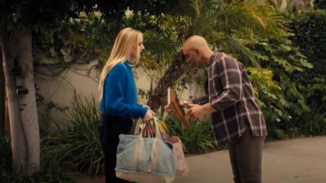 Estee Lauder Tote Bag worn by Morgan (Justine Lupe) as seen in Nobody Wants This (S02E08)