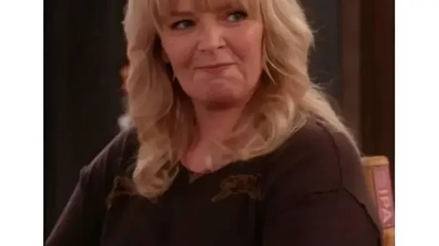 Happy’s Place S2 Melissa Peterman Tiger T-Shirt worn by Melissa Peterman in Happy's Place