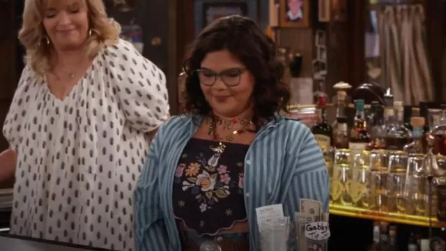 Free People Maxamillion Charm Necklace Flower Power worn by Isabella (Belissa Escobedo) as seen in Happy's Place (S02E01)