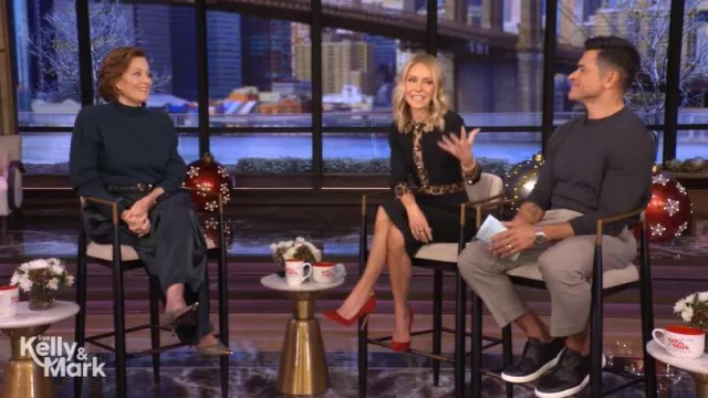 Zapatillas de cuero Zegna Triple Stitch Secondskin Slip-On usadas por Mark Consuelos, vistas en LIVE with Kelly and Mark el 8 de diciembre de 2025