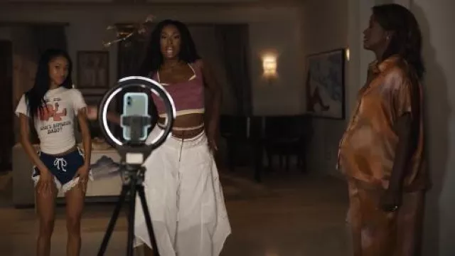 Lafayette 148 New York Riverside Silk Pants worn by Vivian Banks (Cassandra Freeman) as seen in Bel-Air (S04E07)