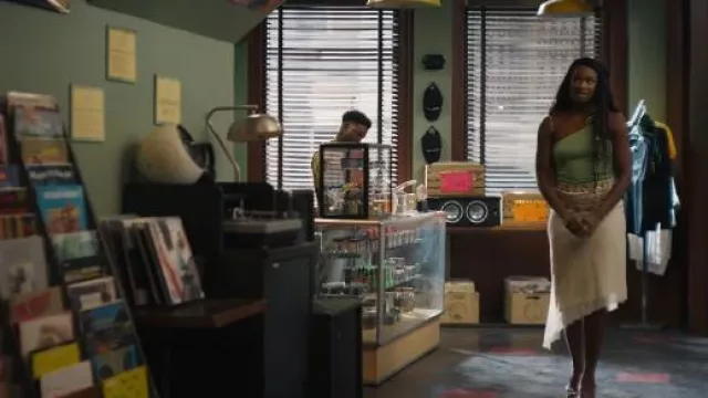 ASTR Lace Skirt worn by Hilary Banks (Coco Jones) as seen in Bel-Air (S04E08)