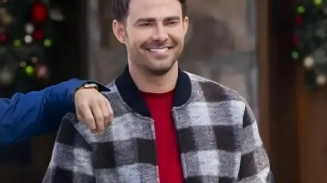 Finding Mr. Christmas S02 Jonathan Bennett Plaid Jacket worn by Self - Host (Jonathan Bennett) as seen in Finding Mr. Christmas (S02)