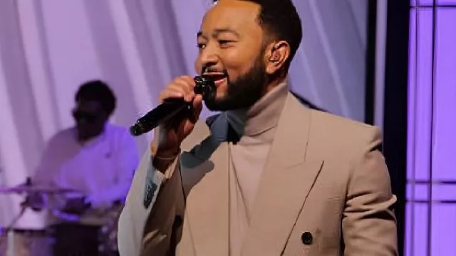 Jimmy Kimmel Live! John Legend Beige Blazer as seen in Jimmy Kimmel Live!