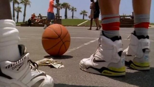 The Nike Air Command Force Billy Hoyle (Woody Harrelson) in white men do  not know how to jump | Spotern