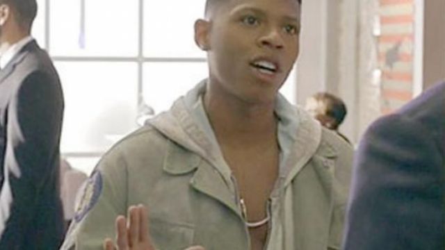 The khaki jacket with patches Hakeem Lyon (Bryshere Y. Gray) in Empire