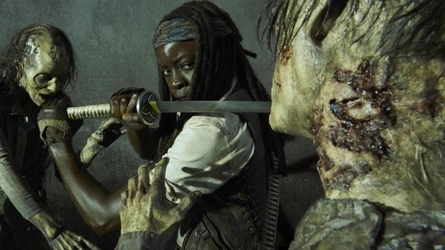 Katana de Michonne (Danai Gurira) en The Walking Dead