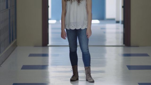 Ankle boots Steve Madden from Hannah Baker (Katherine Langford) in 13 reasons why