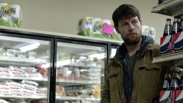The sopalin Bounty of Kyle Barnes (Patrick Fugit) in Outcast S1E1