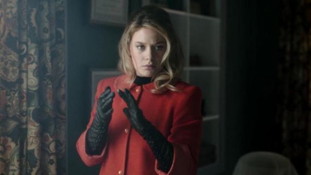 Les gants noirs de Sydney Barrett (Rachel Keller) dans Legion S01E04
