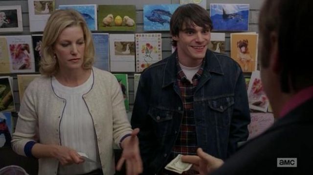 The jean jacket of Walter White Junior (RJ Mitte) in the series Breaking Bad S05E13