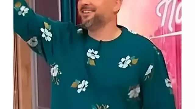 Nate Bargatze Sherri 2026 Pull fleuri vert