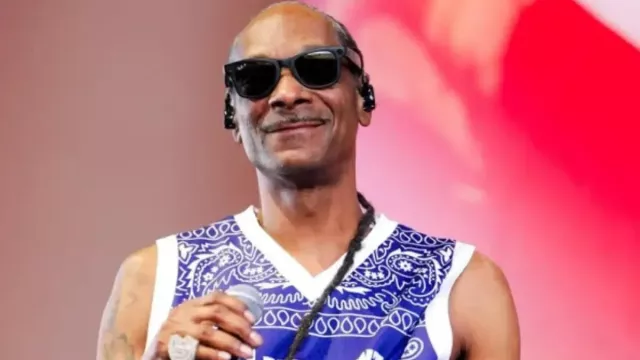 Snoop Dogg 2026 Festival de Música y Artes del Valle de Coachella Lo mejor  de Snoop Dogg en Coachella 2026 CONVERTIDO en CAOS: Lizzo, Snoop y más Fans  Sorprenden a los fans | Spotern