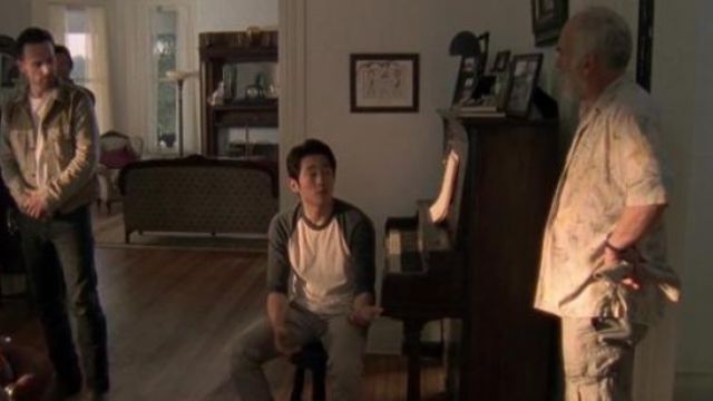 La chemise jaune de Dale (Jeffrey DeMunn) dans The Walking Dead