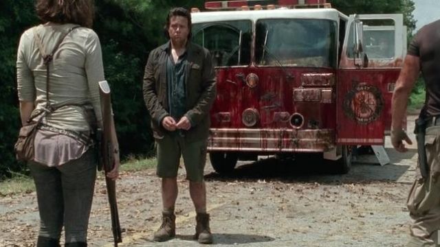 The bermuda green khaki Eugene (Josh McDermitt) in The Walking Dead