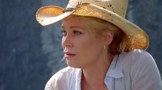 The hat is a straw Andrea (Laurie Holden) in The Walking Dead