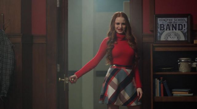 the plaid skirt worn by Cheryl Blossom (Madelaine Petsch) in Riverdale