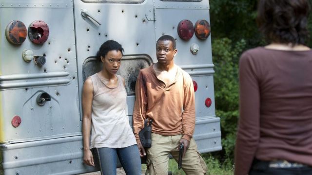 mulighed dissipation Hvem The polo of Bob Stookey (Lawrence Gilliard Jr.) in The Walking Dead |  Spotern