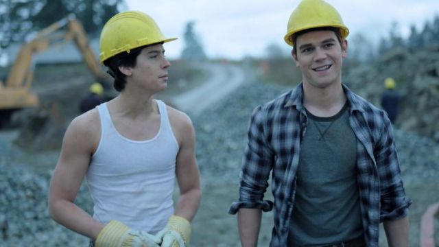 the white tank top of Jughead Jones (Cole Sprouse) in Riverdale