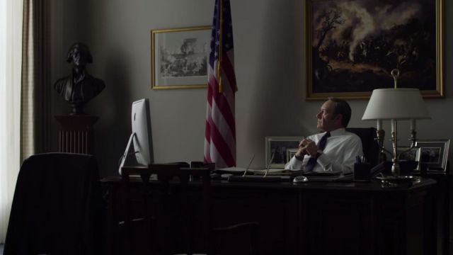 The Apple iMac computer of Frank Underwood (Kevin Spacey) in House of Cards